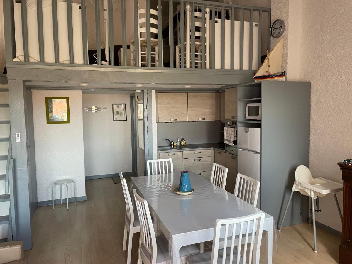 Collioure, Bel Appartement De 40M2 Avec Balcon Et Parking Exterior photo